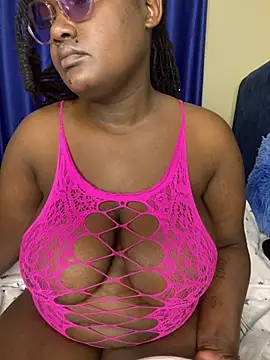 Bustyy Bitch online show from 16, 7, 2026