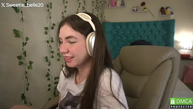 Snapshot of Iam-Angie chatting on 21, 7, 2026 Iam-Angie online show from 21, 7, 2026