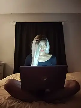 Snapshot of DulceThiccc chatting on 20, 7, 2026 DulceThiccc online show from 20, 7, 2026