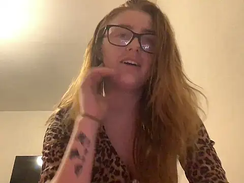 Redvelvetxx2 online show from 26, 6, 2026