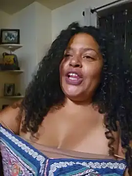 Snapshot of mmm_q_rica chatting on 28, 6, 2026 mmm q rica online show from 28, 6, 2026