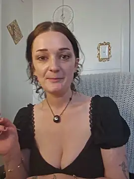 bloom-violetmoon online show from 30, 6, 2026
