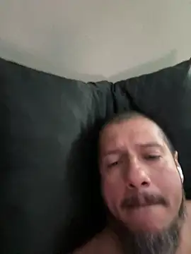 hoozurdaddy81 online show from 29, 6, 2026