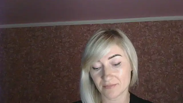 Snapshot of moonlightAnna chatting on 8, 7, 2026 moonlightAnna online show from 8, 7, 2026