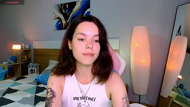 Snapshot of Maya_Campbell chatting on 5, 7, 2026 Maya Campbell online show from 5, 7, 2026