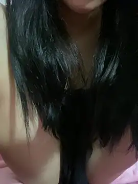 Snapshot of Gkuen029 chatting on 2, 7, 2026 Gkuen029 online show from 2, 7, 2026