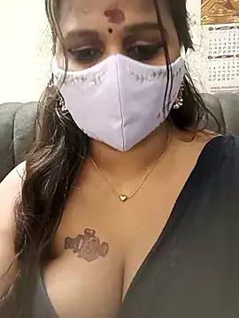 Joshica-Cutie online show from 29, 6, 2026