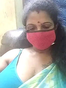 Snapshot of Poojitha-Queen chatting on 8, 7, 2026 Poojitha-Queen online show from 8, 7, 2026