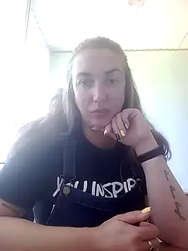 Snapshot of RavennaReyn chatting on 17, 7, 2026 RavennaReyn online show from 17, 7, 2026