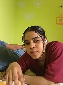 Snapshot of hoty_aaru chatting on 4, 7, 2026 hoty aaru online show from 4, 7, 2026