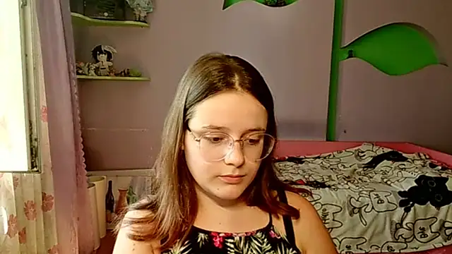 RoseLyyn online show from 1, 7, 2026
