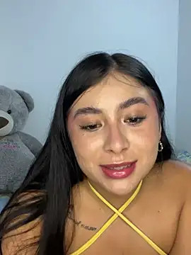Snapshot of Chloe_Dolcee chatting on 13, 7, 2026 Chloe Dolcee online show from 13, 7, 2026