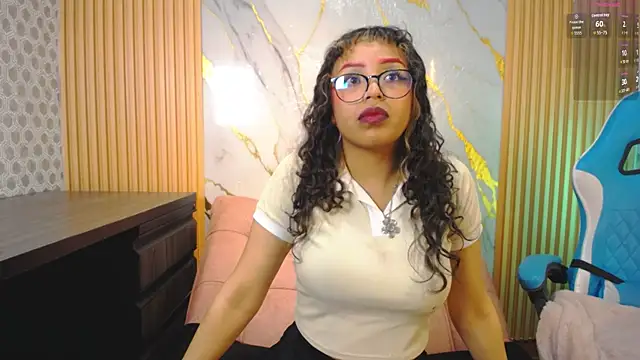 Snapshot of Willow_Levine chatting on 3, 7, 2026 Willow Levine online show from 3, 7, 2026