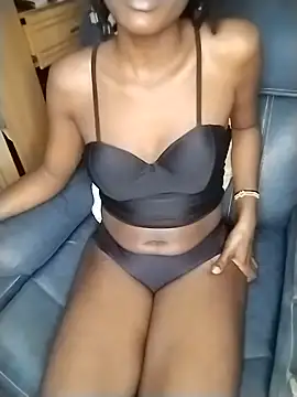 Snapshot of creamydoll3 chatting on 6, 7, 2026 creamydoll3 online show from 6, 7, 2026