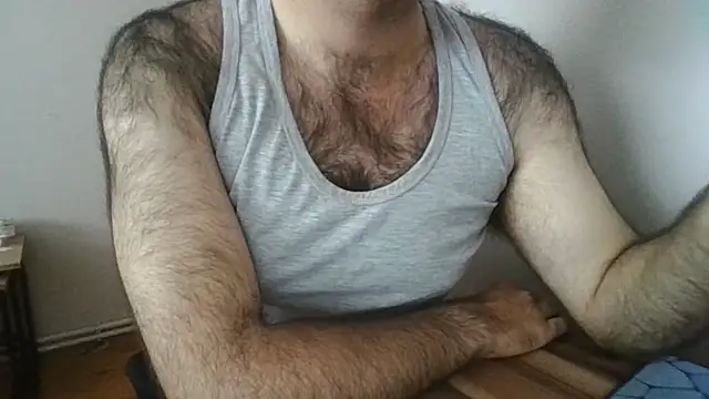 Snapshot of HairyMaster chatting on 1, 7, 2026 HairyMaster online show from 1, 7, 2026