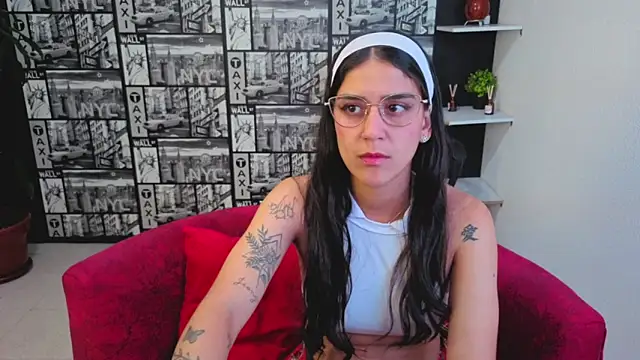 Snapshot of Xiomara_vega chatting on 1, 7, 2026 Xiomara vega online show from 1, 7, 2026