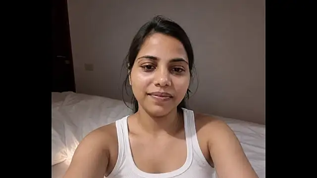 Snapshot of Sundarritu82 chatting on 5, 7, 2026 Sundarritu82 online show from 5, 7, 2026