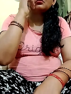 Snapshot of tanu_weds_mannu chatting on 1, 7, 2026 tanu weds mannu online show from 1, 7, 2026