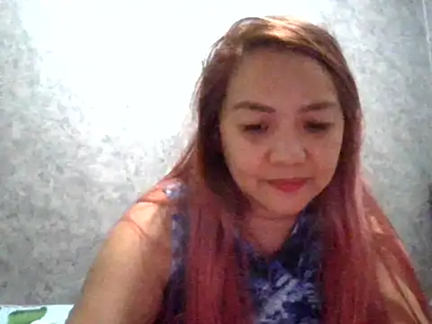 Snapshot of chloe_wonderlust chatting on 2, 7, 2026 chloe wonderlust online show from 2, 7, 2026