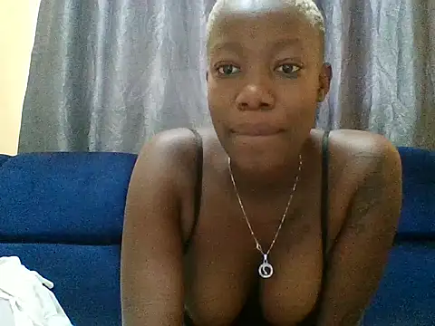 Snapshot of marion12_ chatting on 2, 7, 2026 marion12 online show from 2, 7, 2026