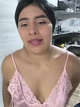 EmiliaRainboow online show from 10, 7, 2026