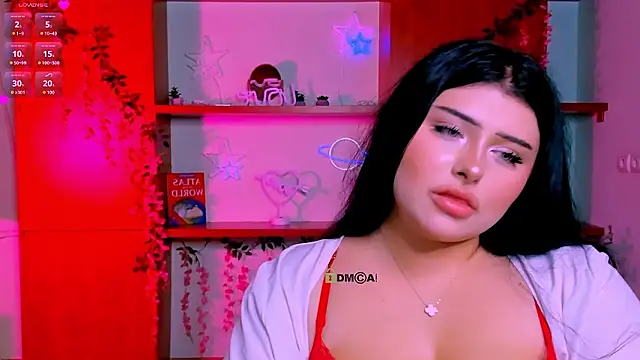 Snapshot of amanda_striking chatting on 10, 7, 2026 amanda striking online show from 10, 7, 2026