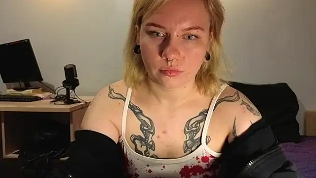 Snapshot of DanaWebster chatting on 1, 8, 2026 DanaWebster online show from 1, 8, 2026