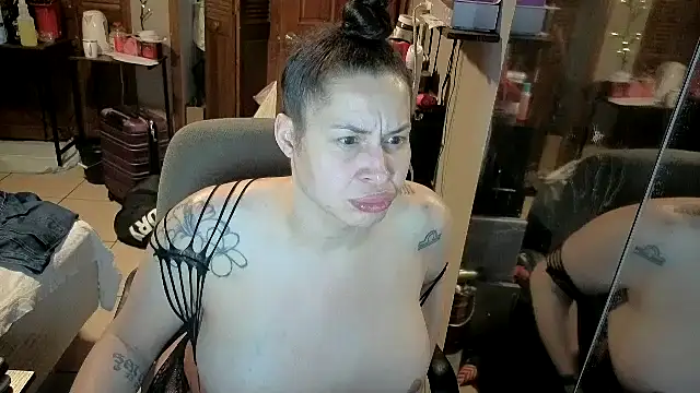 imisamoore69 online show from 20, 6, 2026