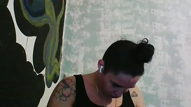 Snapshot of imisamoore69 chatting on 25, 10, 2025 imisamoore69 online show from 25, 10, 2025