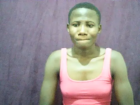 Snapshot of queen_0012 chatting on 3, 7, 2026 queen 0012 online show from 3, 7, 2026