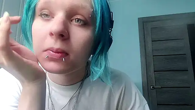 Snapshot of ZolaCoonradt chatting on 6, 7, 2026 ZolaCoonradt online show from 6, 7, 2026