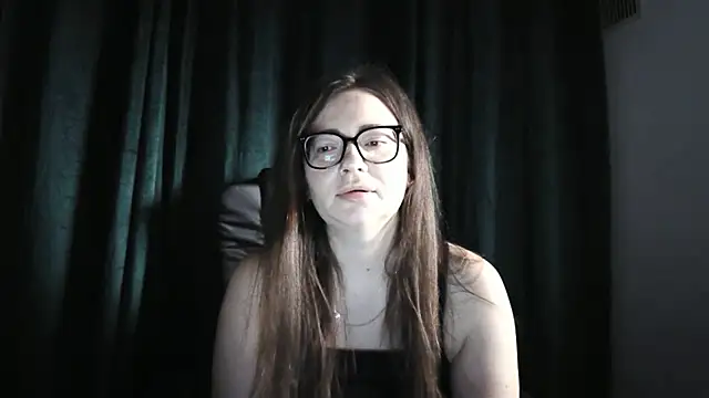 NoraMilf online show from 4, 7, 2026