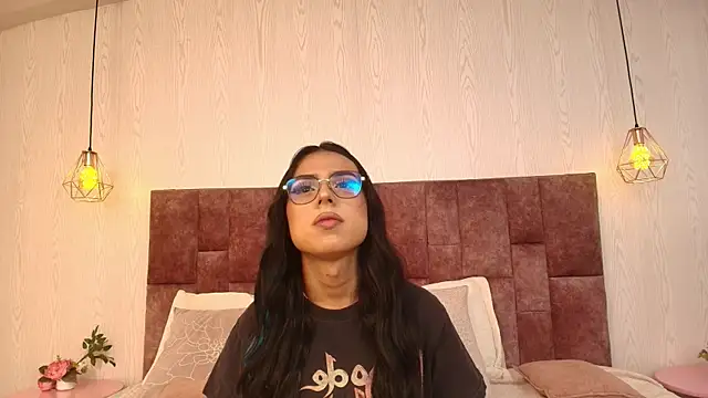 Snapshot of SamanthaFairyy chatting on 6, 7, 2026 SamanthaFairyy online show from 6, 7, 2026