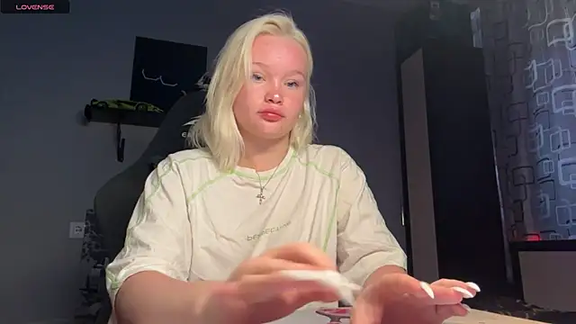 Snapshot of JoleneDorow chatting on 6, 7, 2026 JoleneDorow online show from 6, 7, 2026