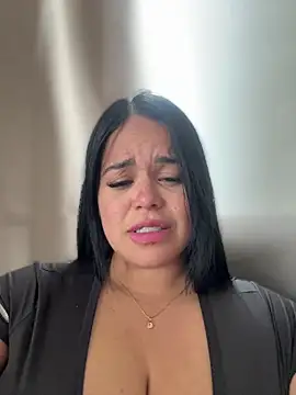 AliceStarshine online show from 5, 4, 2026