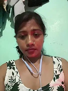 Snapshot of Miss-puhu chatting on 5, 7, 2026 Miss-puhu online show from 5, 7, 2026