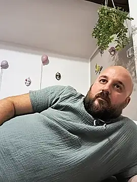 Snapshot of Eros1986_ chatting on 4, 7, 2026 Eros1986 online show from 4, 7, 2026
