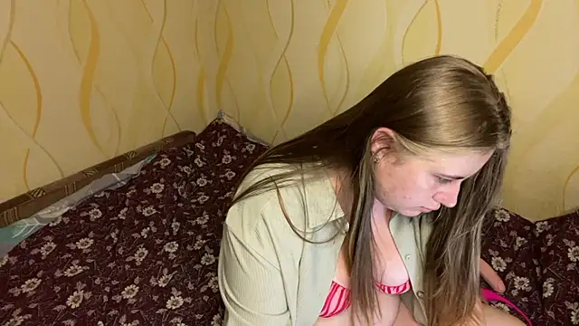 Snapshot of alina_bels chatting on 4, 7, 2026 alina bels online show from 4, 7, 2026