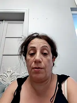 Snapshot of esineee chatting on 6, 7, 2026 esineee online show from 6, 7, 2026