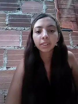 Snapshot of aziel_ardiente chatting on 6, 7, 2026 aziel ardiente online show from 6, 7, 2026