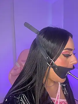 sofiaqueen   online show from 9, 7, 2026
