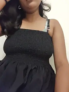Sexyneera online show from 25, 7, 2026