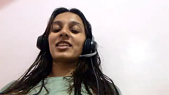 Snapshot of siinderellaa chatting on 6, 7, 2026 siinderellaa online show from 6, 7, 2026