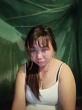 Snapshot of Mai-lingg chatting on 10, 7, 2026 Mai-lingg online show from 10, 7, 2026