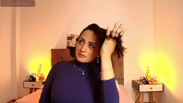 Eva Bellucci online show from 13, 7, 2026