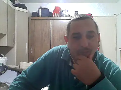 Snapshot of raposaoofc13 chatting on 8, 7, 2026 raposaoofc13 online show from 8, 7, 2026