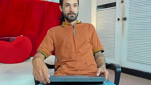 Snapshot of Alexx_val chatting on 10, 7, 2026 Alexx val online show from 10, 7, 2026