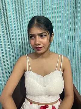 Snapshot of Hye__manvi chatting on 9, 7, 2026 Hye manvi online show from 9, 7, 2026