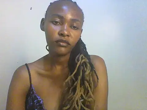 Snapshot of Swexie_love chatting on 7, 7, 2026 Swexie love online show from 7, 7, 2026