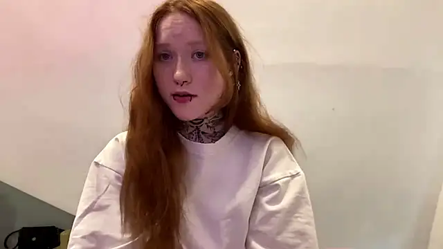 ThomasinaBrasser online show from 13, 7, 2026
